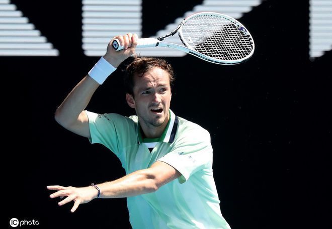 于承担责任 于承担责任